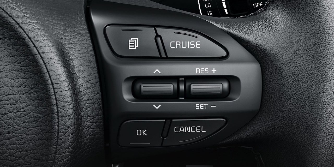 2022 Kia Rio steering wheel mounted audio controls